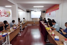 (qing) Փl(f)չBdж܇ͨf(xi)(hu)Е(hu)TԒ(hu)ڽBdн¶܇Ј(chng)ɹe